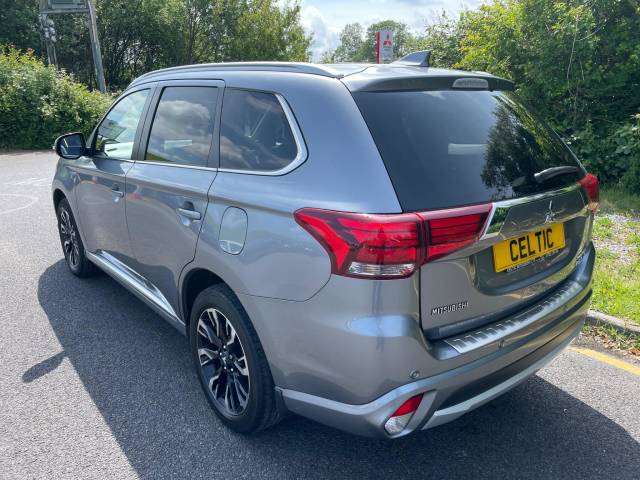 2016 Mitsubishi Outlander 2.0h 12kWh GX4hs CVT 4WD Euro 6 (s/s) 5dr