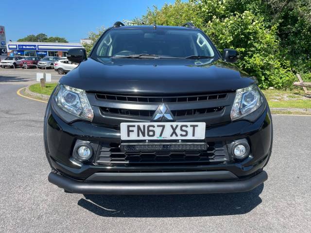 2017 Mitsubishi L200 2.4 Double Cab DI-D 178 Barbarian SVP 4WD