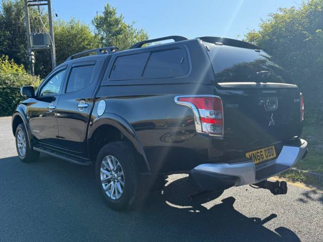 2016 Mitsubishi L200 2.4 Double Cab DI-D 178 Barbarian 4WD Auto