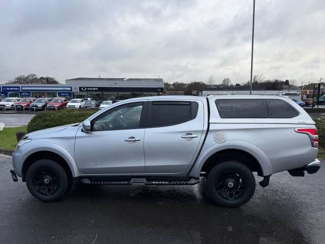 2016 Mitsubishi L200 2.4 Double Cab DI-D 178 Barbarian 4WD