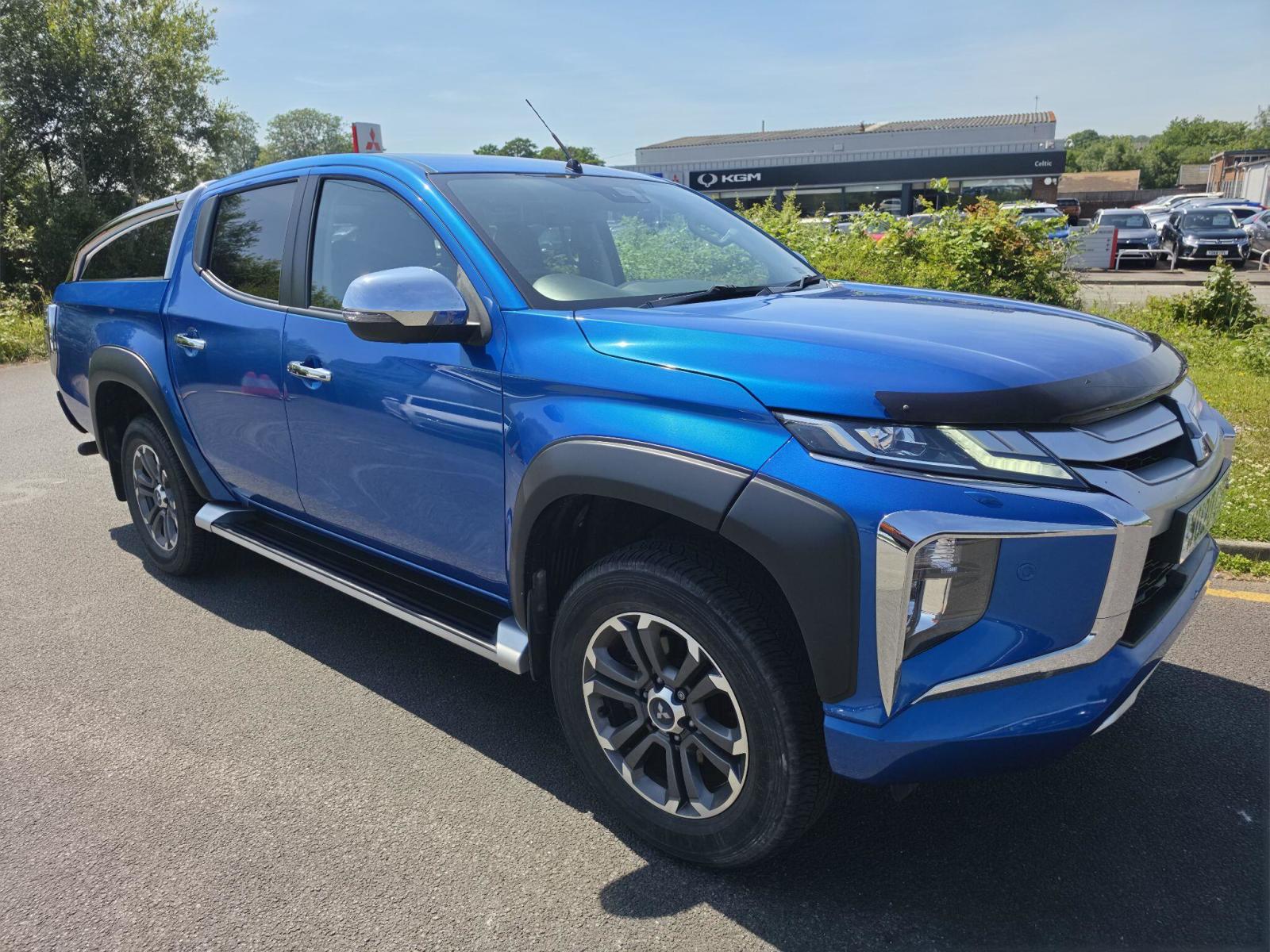 2020 Mitsubishi L200