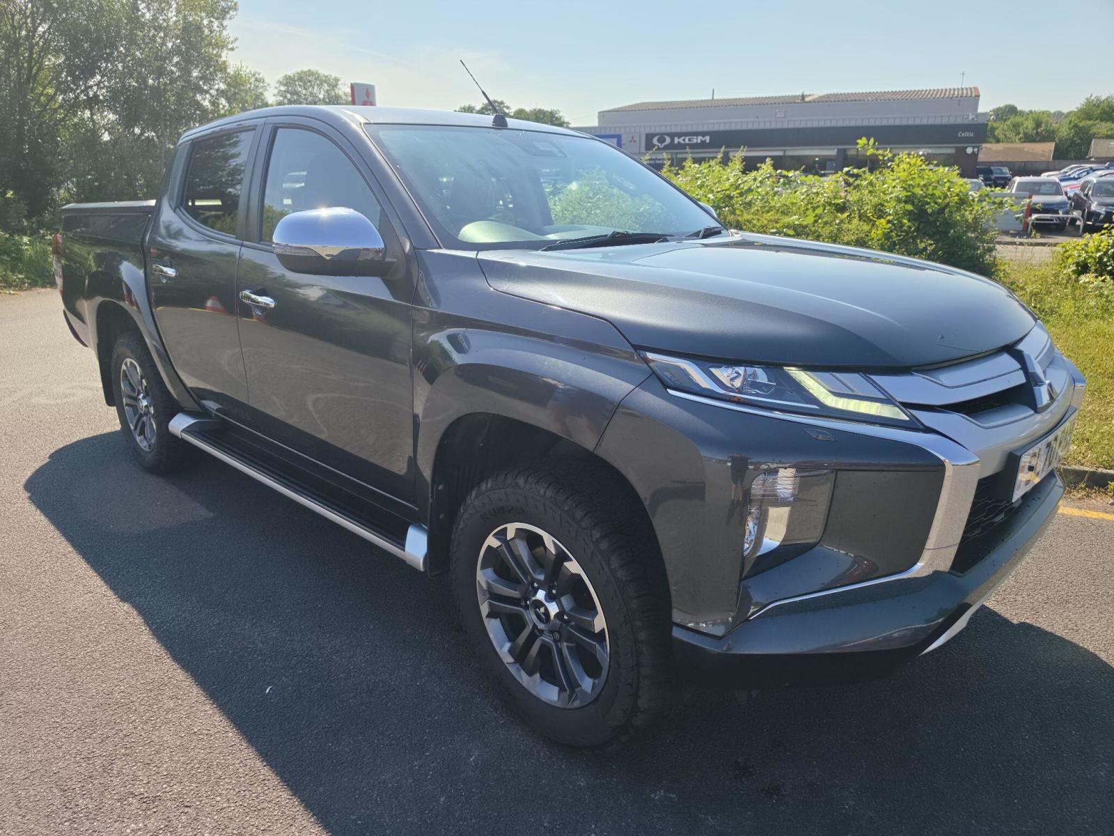 2020 Mitsubishi L200