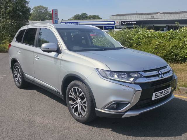 Mitsubishi Outlander 2.2 DI-D 4 Auto 4WD Euro 6 5dr SUV Diesel Cool Silver